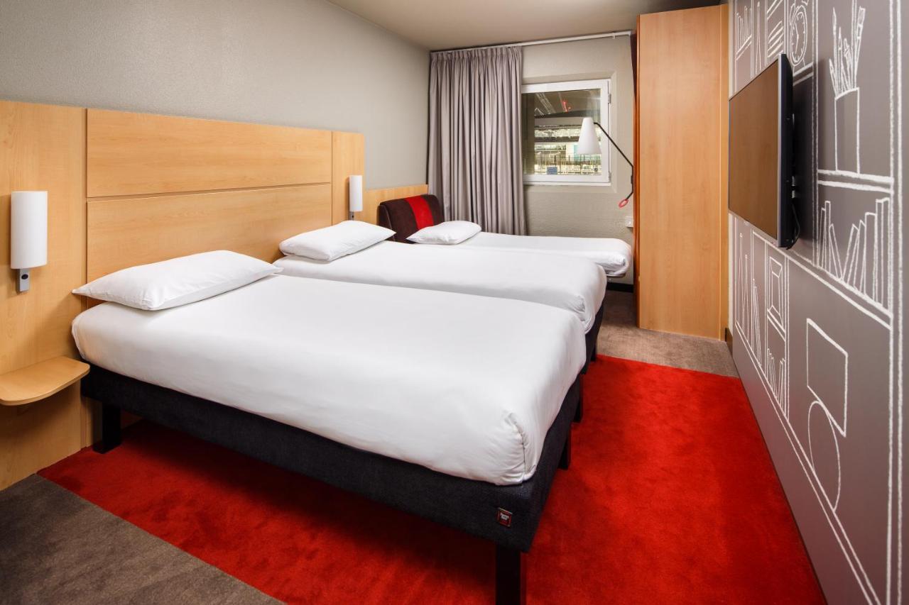 Ibis London Wembley Hotel Bagian luar foto